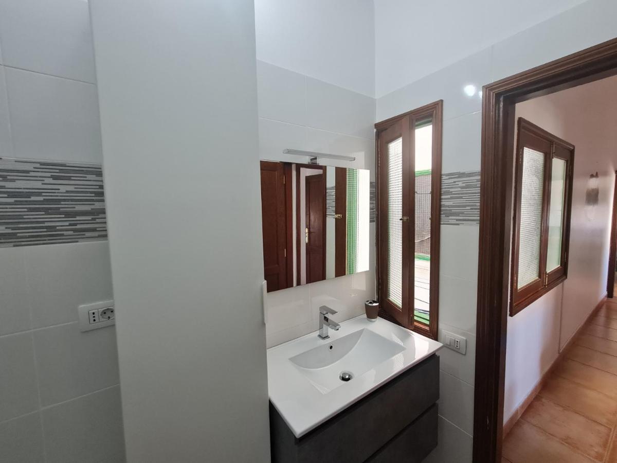 Апартаменты Apartamento "El Muelle" En El Centro Y Playa De Коральео Экстерьер фото